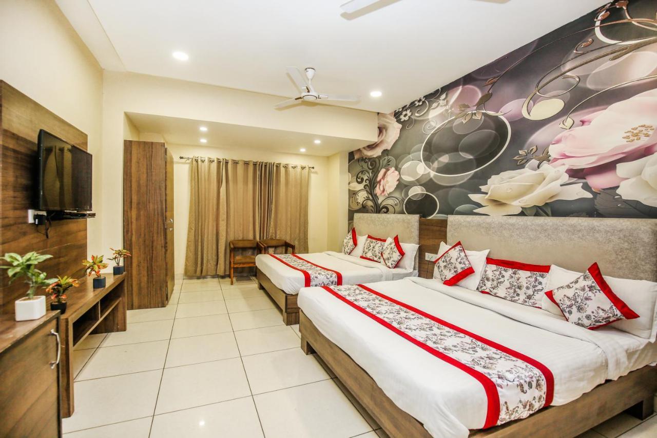 Hotel Karan Residency - 5 Min Walk From Golden Temple Amritsar Ngoại thất bức ảnh