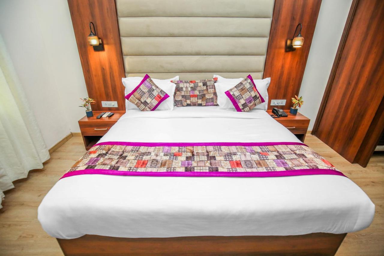 Hotel Karan Residency - 5 Min Walk From Golden Temple Amritsar Ngoại thất bức ảnh