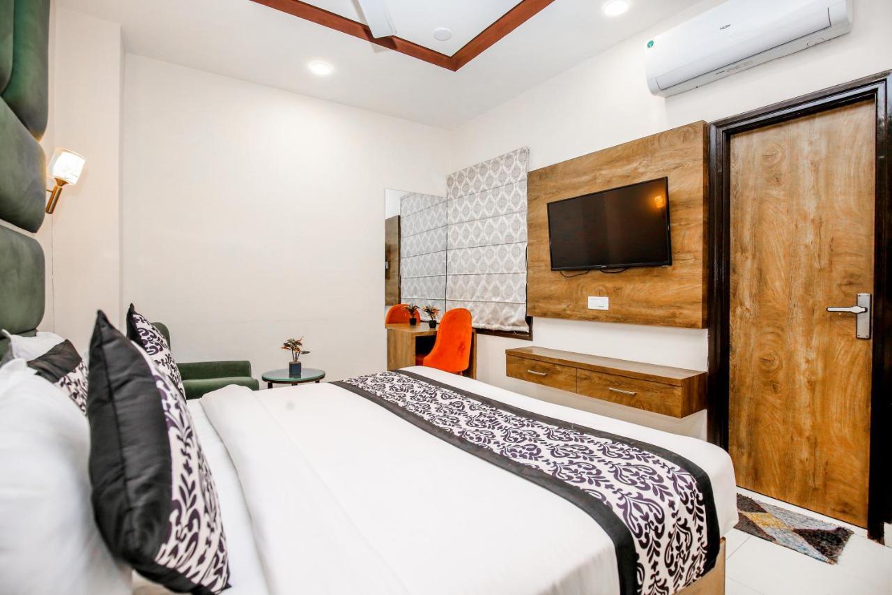 Hotel Karan Residency - 5 Min Walk From Golden Temple Amritsar Ngoại thất bức ảnh