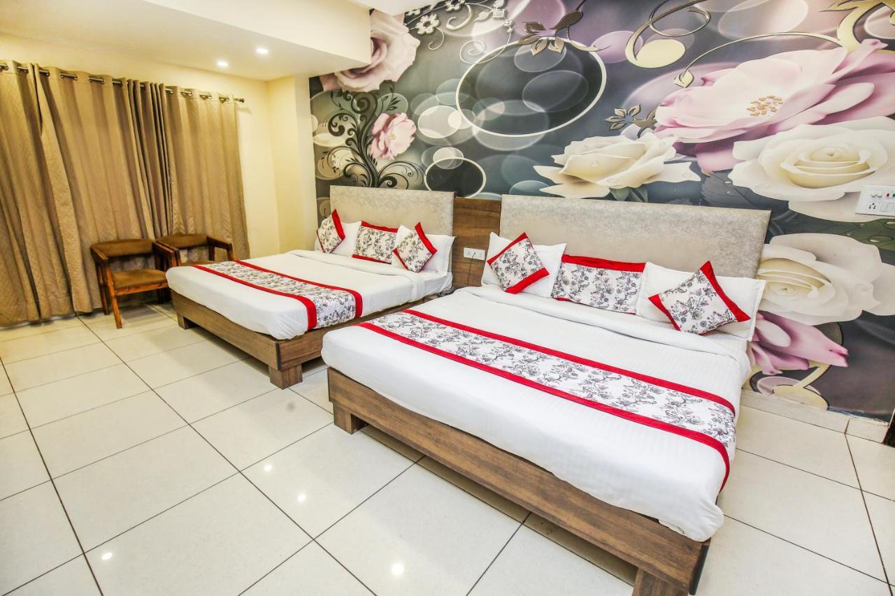Hotel Karan Residency - 5 Min Walk From Golden Temple Amritsar Ngoại thất bức ảnh