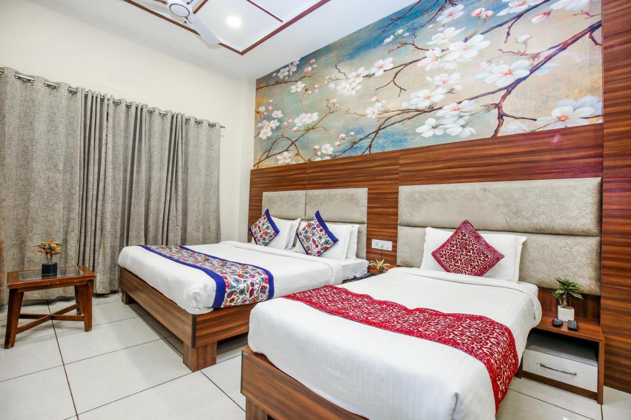 Hotel Karan Residency - 5 Min Walk From Golden Temple Amritsar Ngoại thất bức ảnh