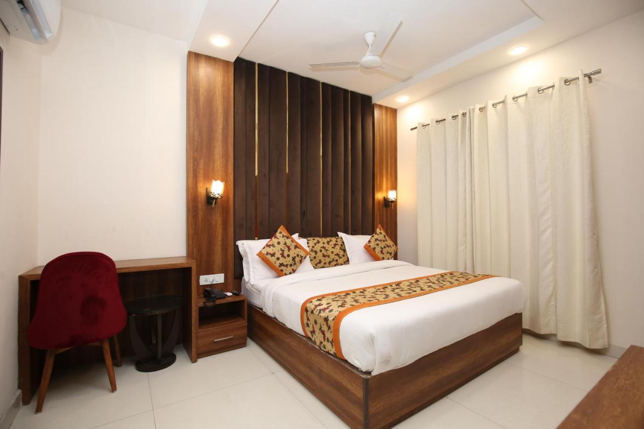 Hotel Karan Residency - 5 Min Walk From Golden Temple Amritsar Ngoại thất bức ảnh